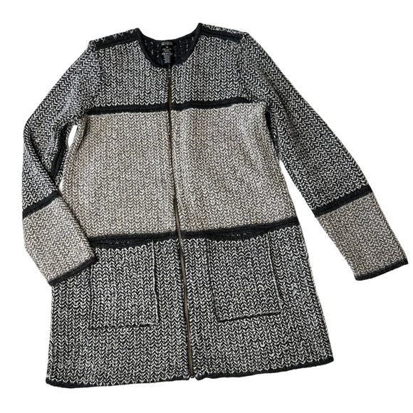 Nic + Zoe Medium Cardigan Knit Sweater Full Zip Reversible Black Gray Tunic Long - Picture 3 of 12